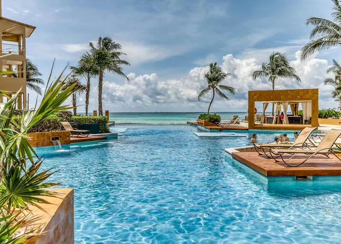 Residences El Faro, Coral 305 *